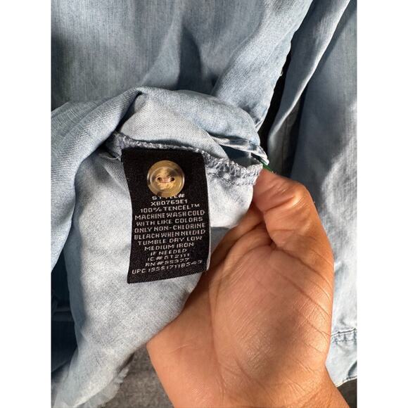 Social Standard by Sanctuary Blouse Women XS Blue Chambray Button Front Western - Picture 5 of 7